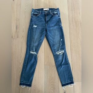 Garage Size 9 Distressed Hem Retro High Waist Distressed Jeans